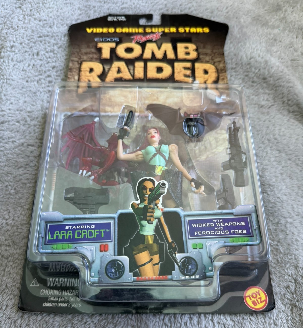 Tomb Raider Lara Croft Action Figure Toy Biz Eidos Sealed from 1997