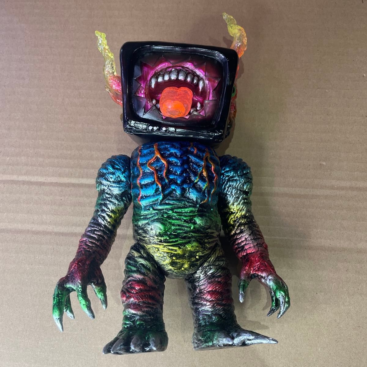 Mutant TV Mouse X Skull Head Butt Marmit SHB Sofubi Soft Vinyl Figure Rare