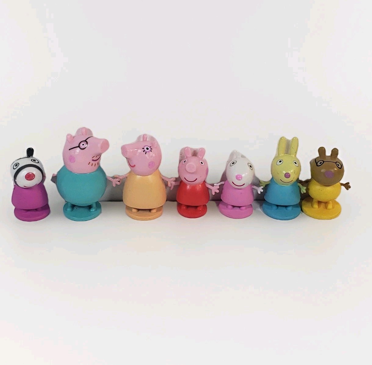 7 Peppa Pig Mini Figures Tiny 1-2 Inches Cake Toppers on Base ABD Ltd. 2003
