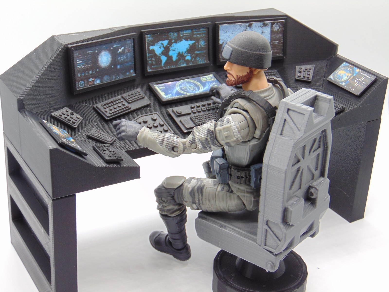 Custom 1:18 Computer Operator Control Station Set for eBay Buyer ID darthviard