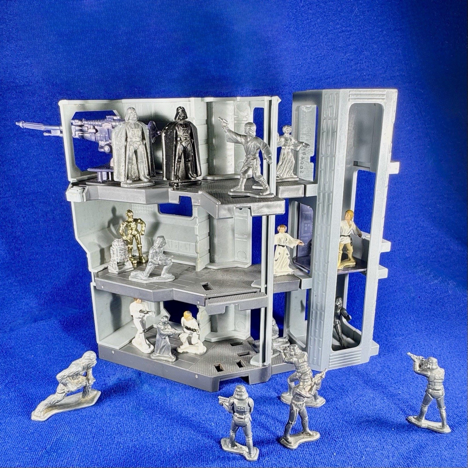 Star Wars 1982 Death Star Escape Micro Collection Playset & 19 Figures Kenner