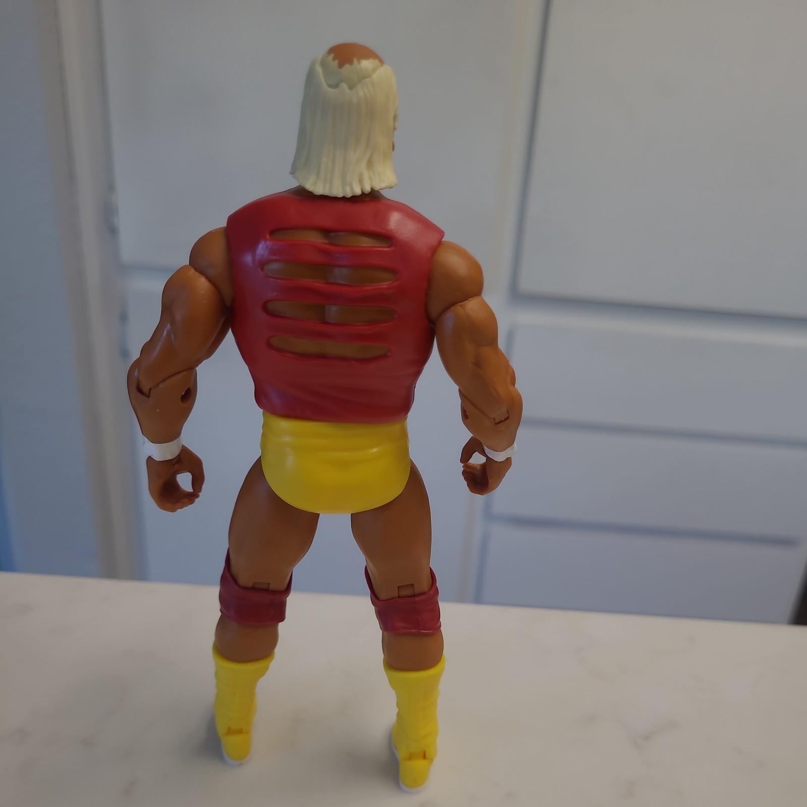 HULK HOGAN WWE Mattel Basic Main Event Series 148 Python Power Shirt NEW WWF NWO