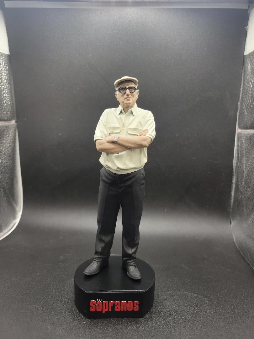 The Sopranos – Corrado John « Junior » Soprano Jr. (Custom Figure)