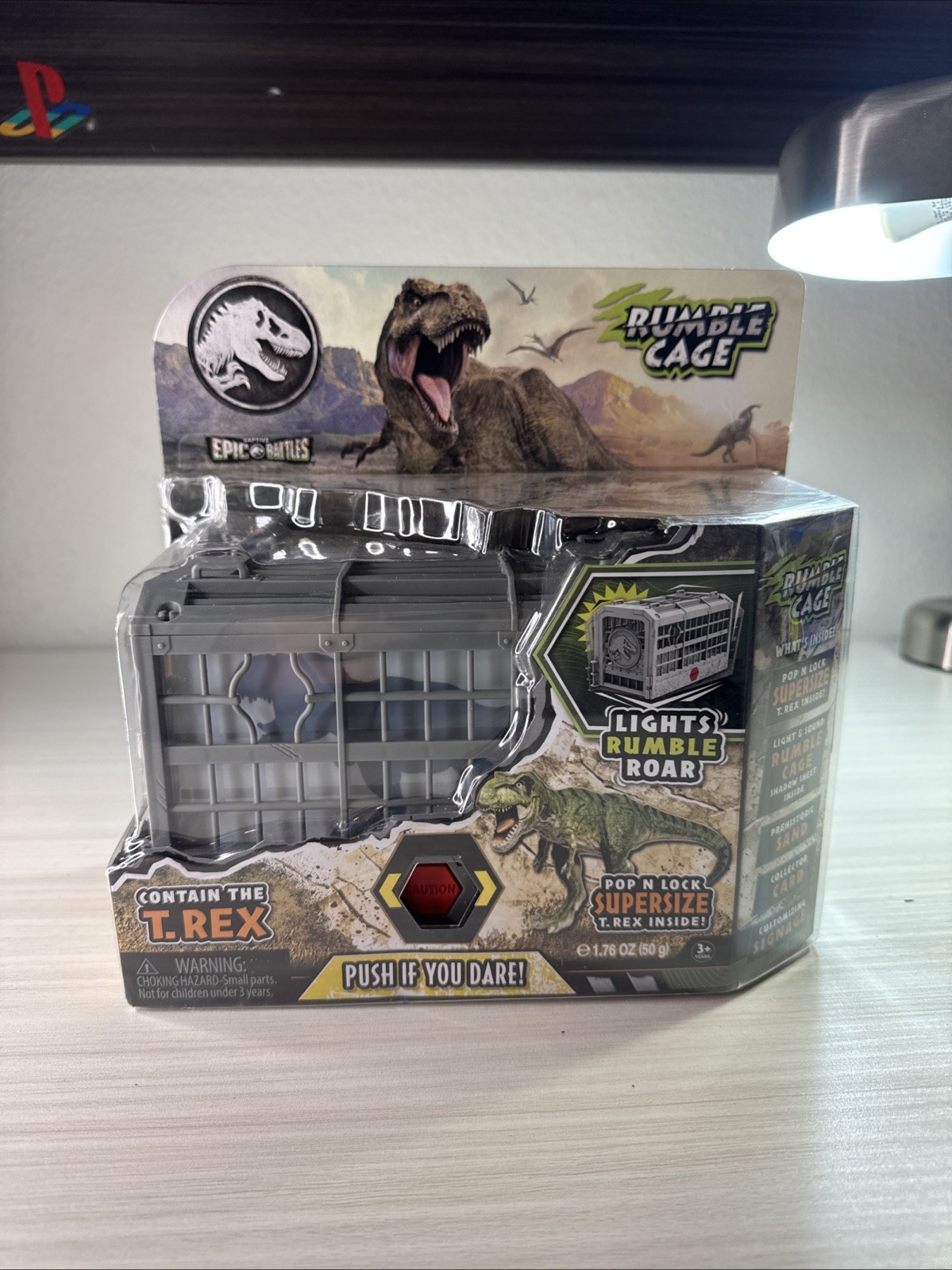 Jurassic World Captivz Epic Battles T-Rex Rumble Cage with Lights and Sounds