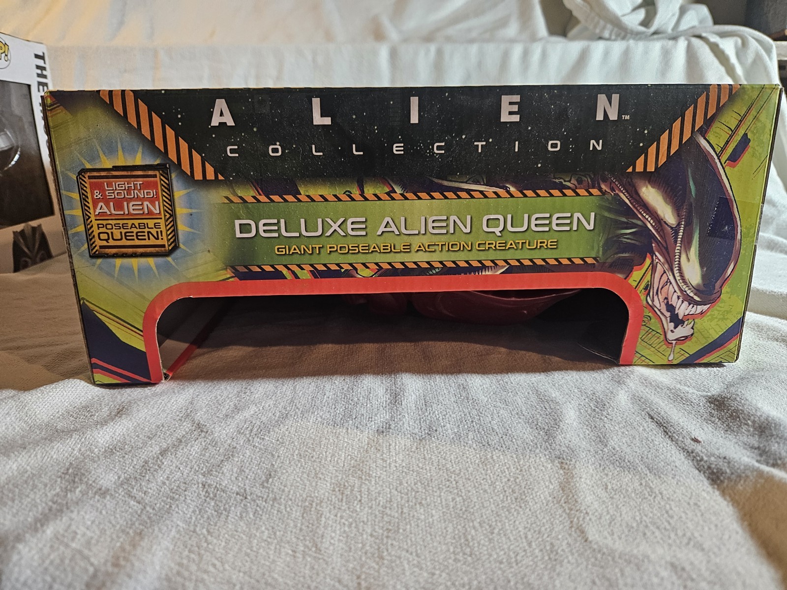 Alien Collection -Light & Sound Deluxe Alien Queen Giant Action Walmart