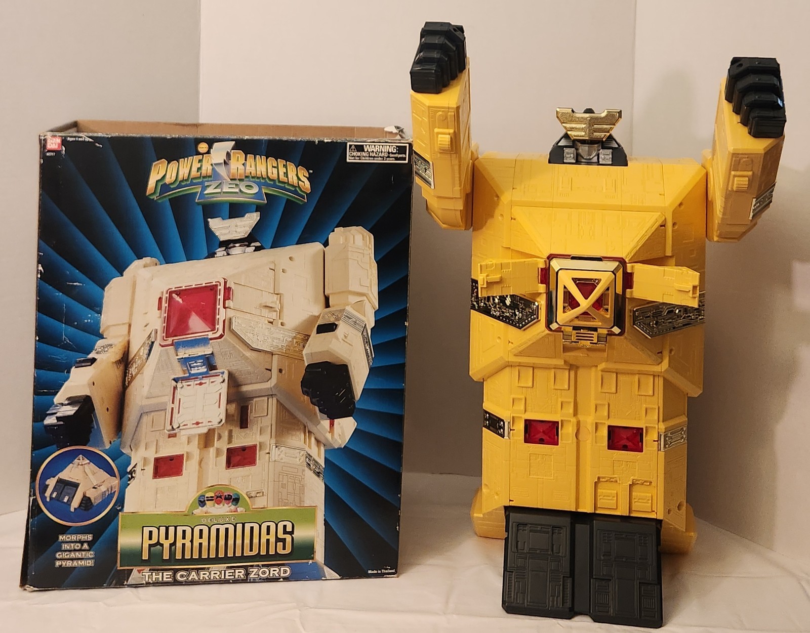 POWER RANGER ZEO deluxe PYRAMIDAS CARRIER ZORD 1996 w BOX