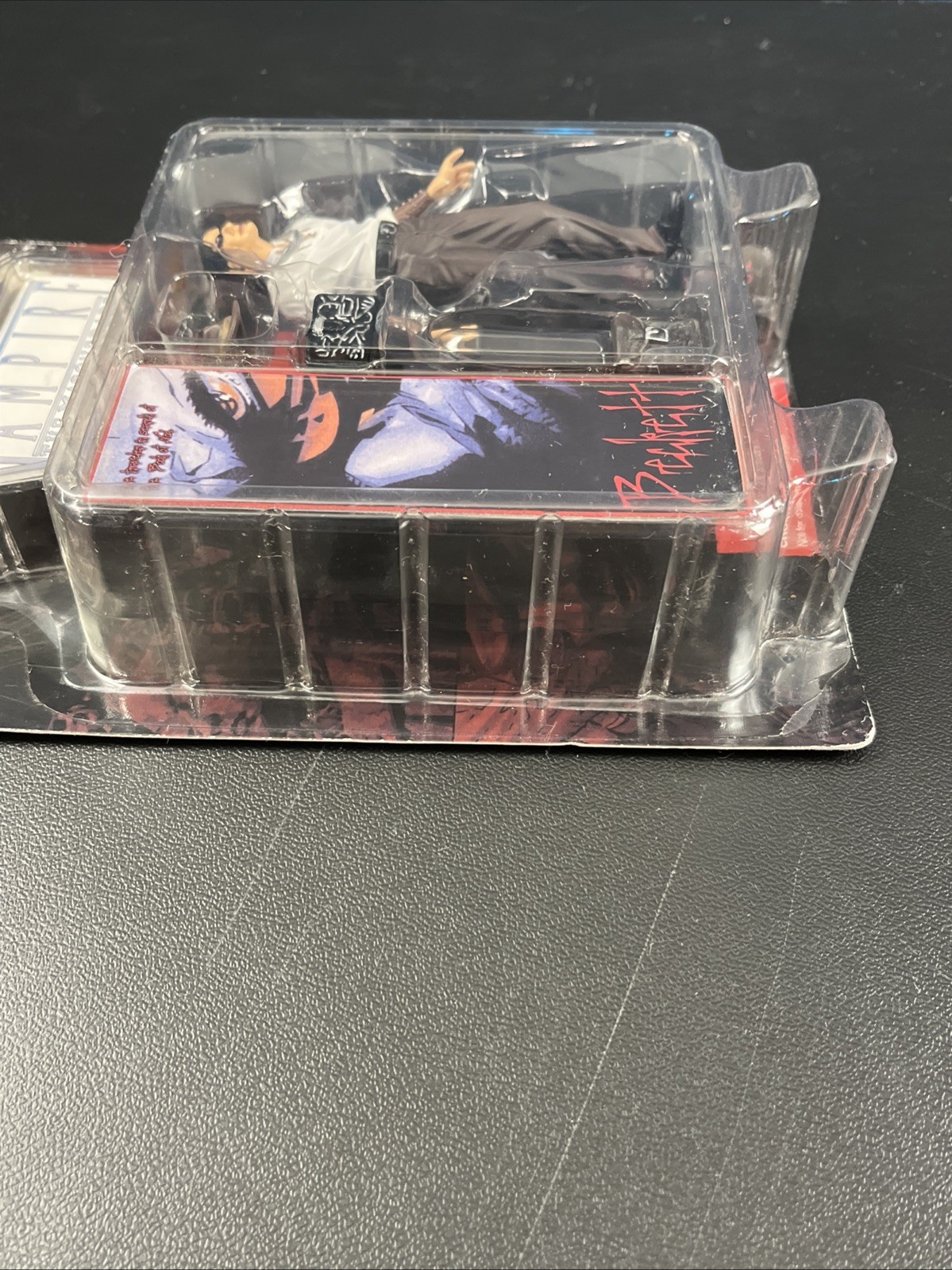 Diamond Select 2001: Vampire the Masquerade Action Figure – Beckett