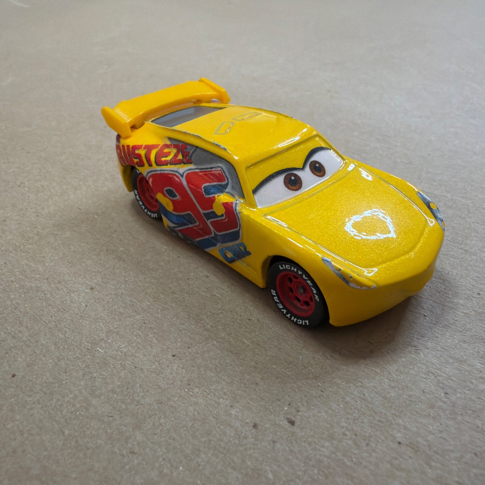 Disney Pixar Cars Rusteze Cruz Ramirez Diecast Metal 1.55”Toy Car