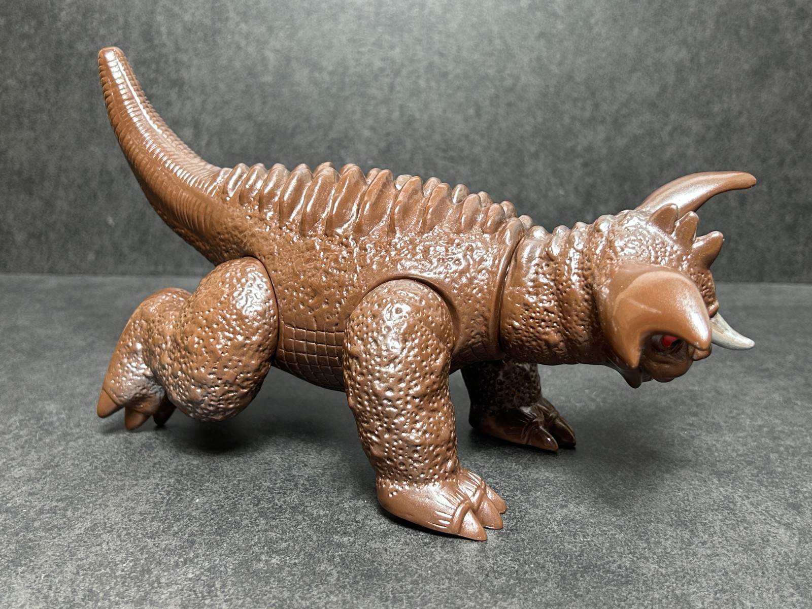 MARUSAN Baragon Sofubi 10&Prime; Soft Vinyl Figure Quadrupedal Ver. w/ Header & Bag