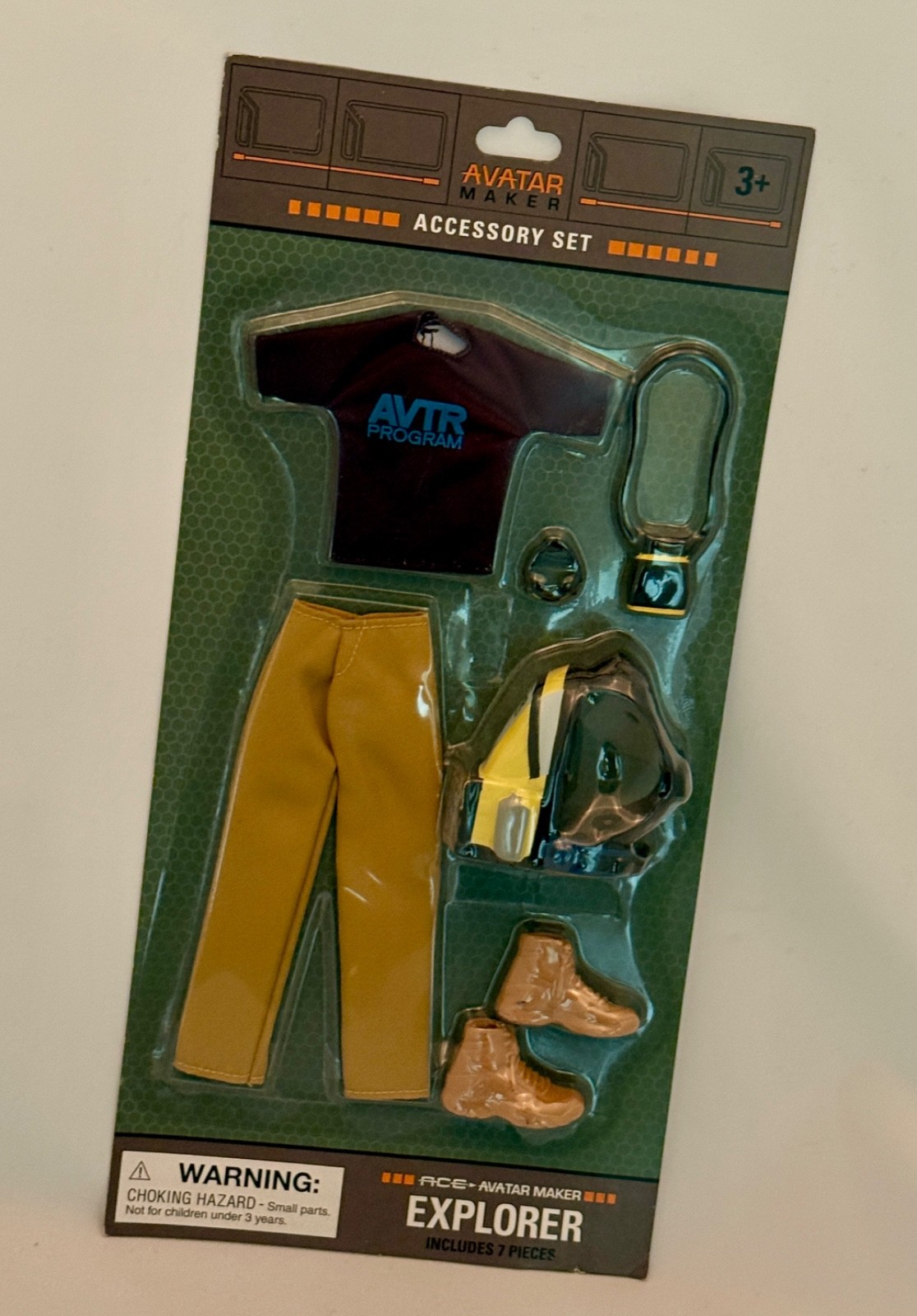 Disney Pandora Avatar Maker BUNDLE – Na&rsquo;vi Figure + ALL 4 Sealed Accessory Sets