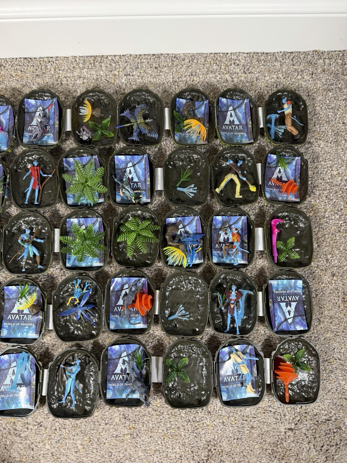 McFarlane Avatar Blind Box Figures 23/24 Near Complete Pandora Set