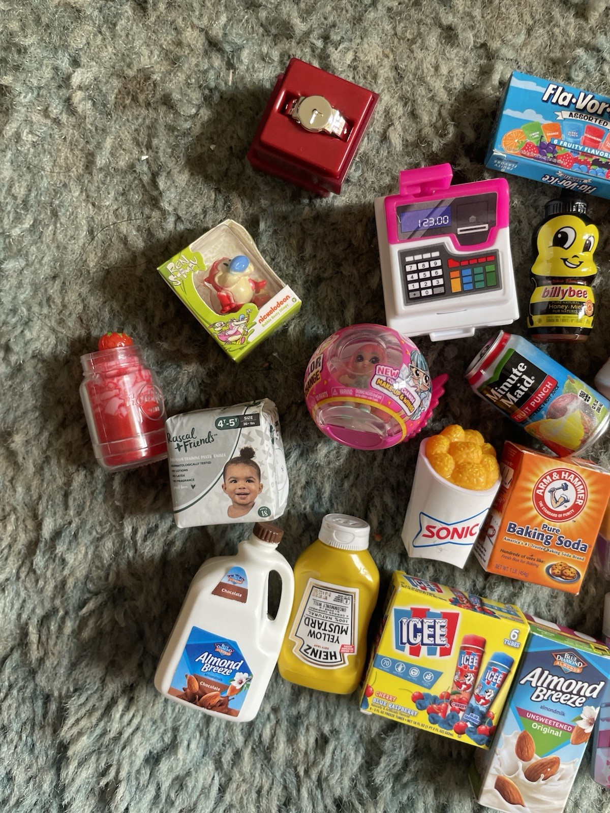 30+ MINI BRAND MIXED ITEMS! MINI VERSE, FOODIE BRAND, MINI BRAND TOYS