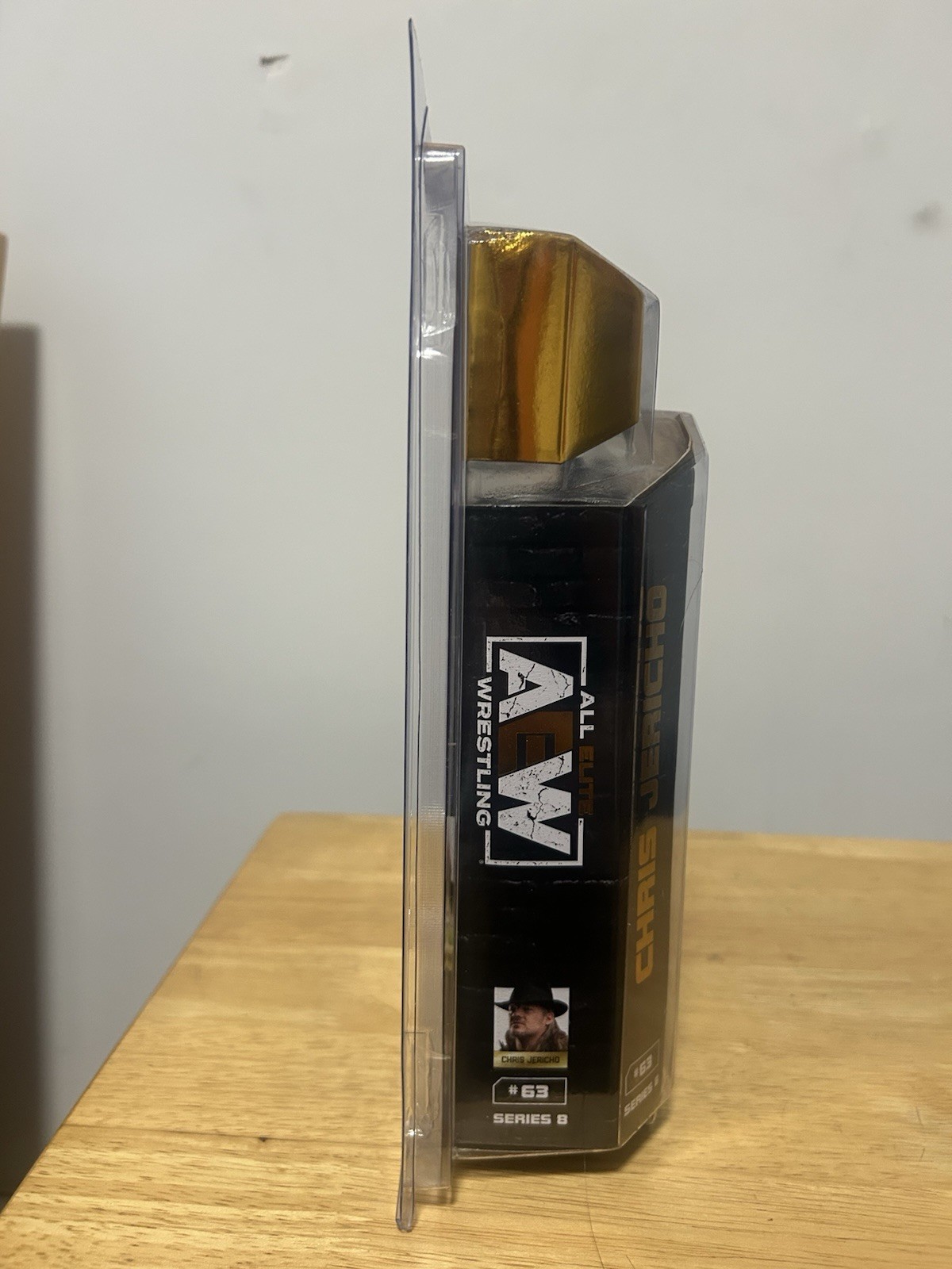 CHRIS JERICHO AEW UNRIVALED SERIES 8 FACTORY SEALED W/FIGURE DEFENDER