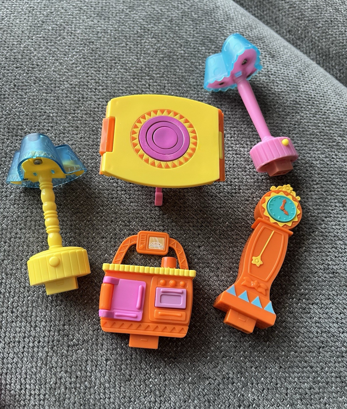 Vintage Dora The Explorer Magic Doll House Furniture & More 20+ Pcs