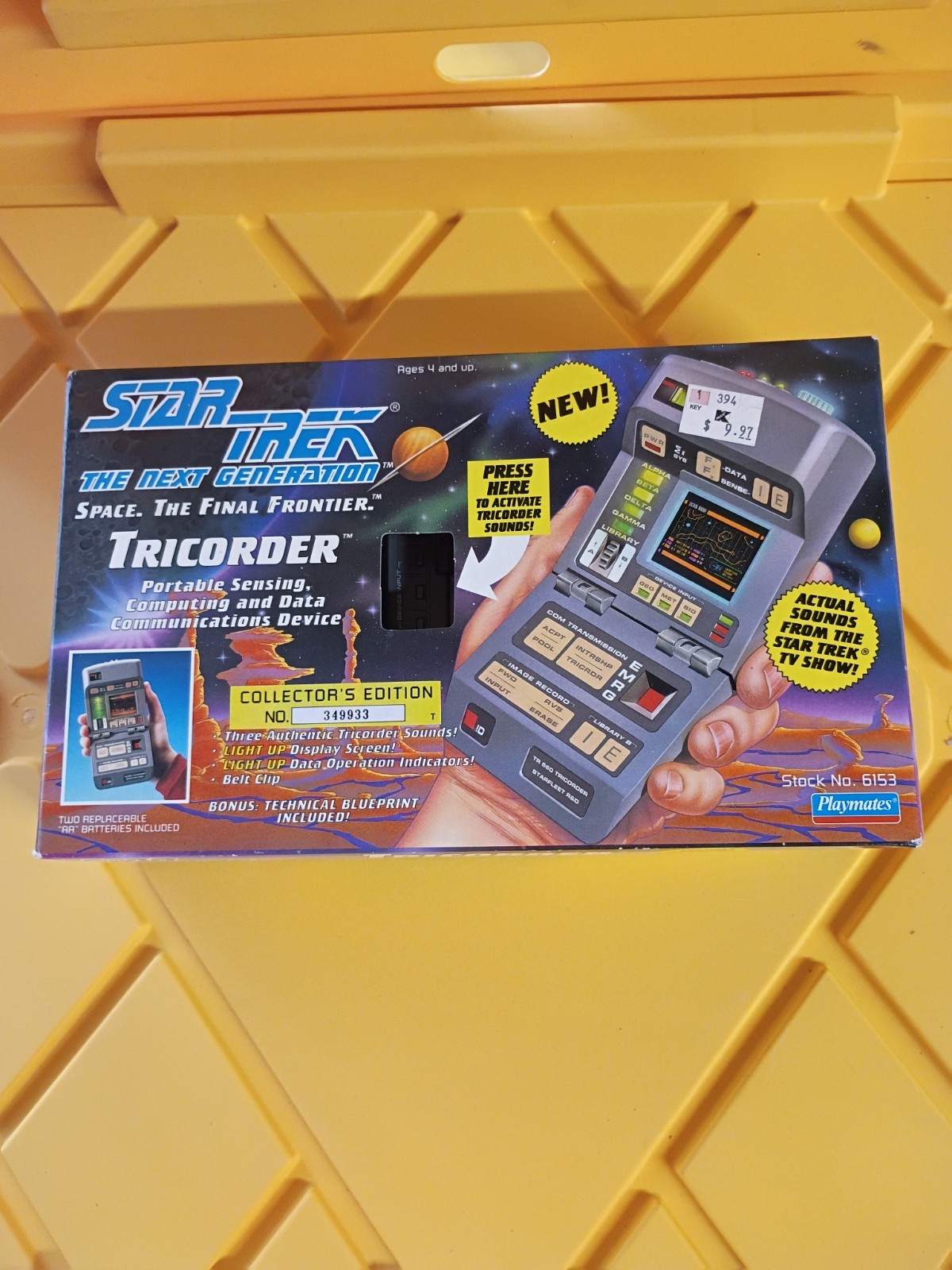Vintage Star Trek The Next Generation Tricorder #6153 Playmates 1993 Factory NIB