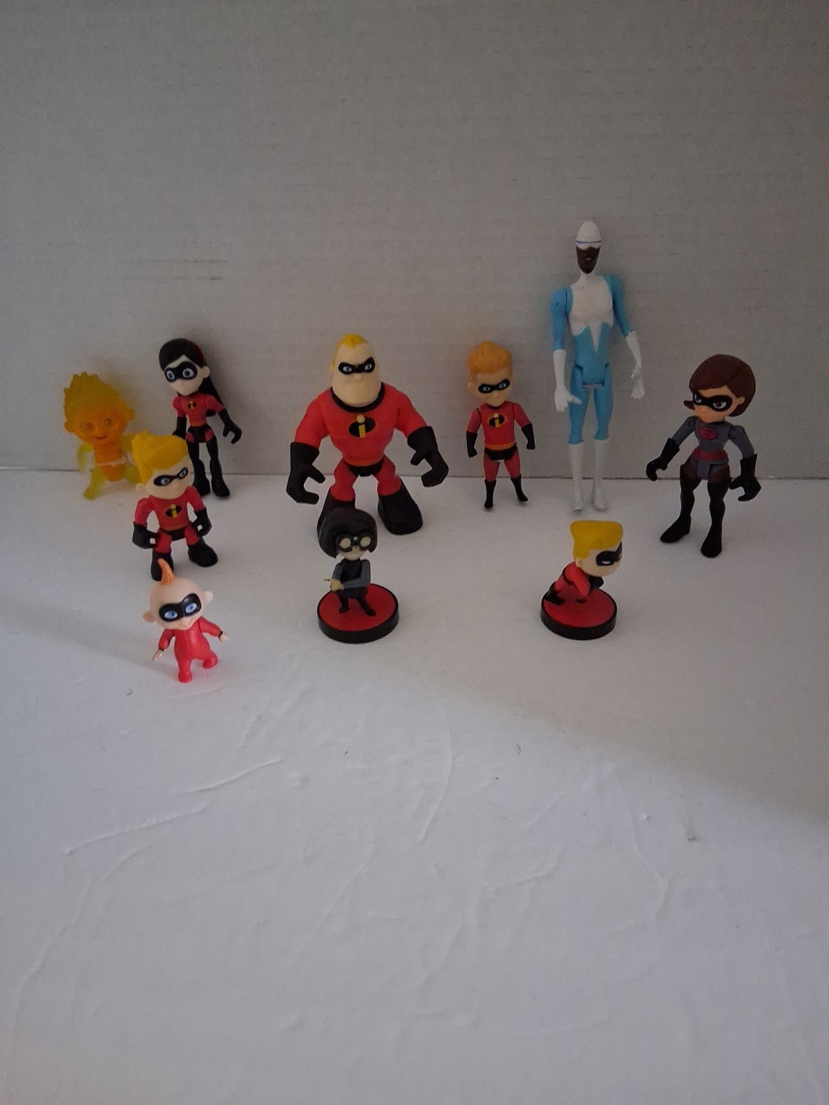 The Incredibles Mixed Lot Of Figure – Action Figures And Minifigures!
