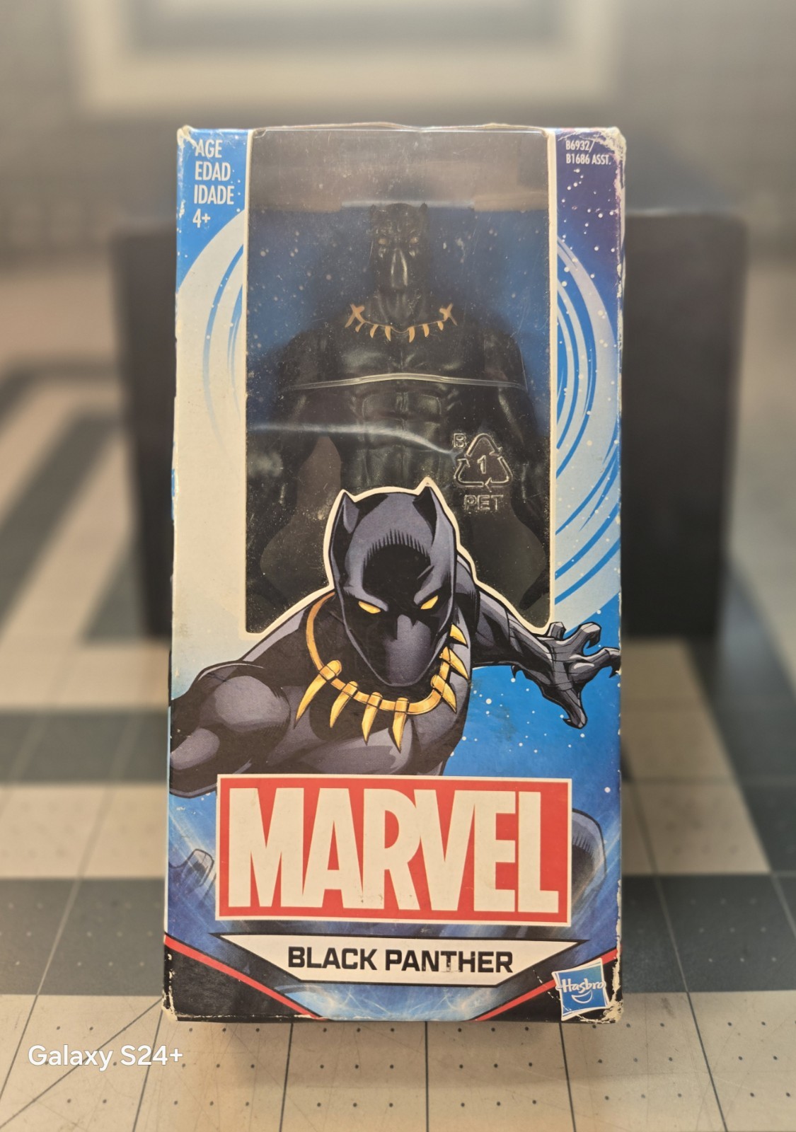 NEW Black Panther Hasbro Marvel Avengers 6&Prime; Action Figure, NEW.