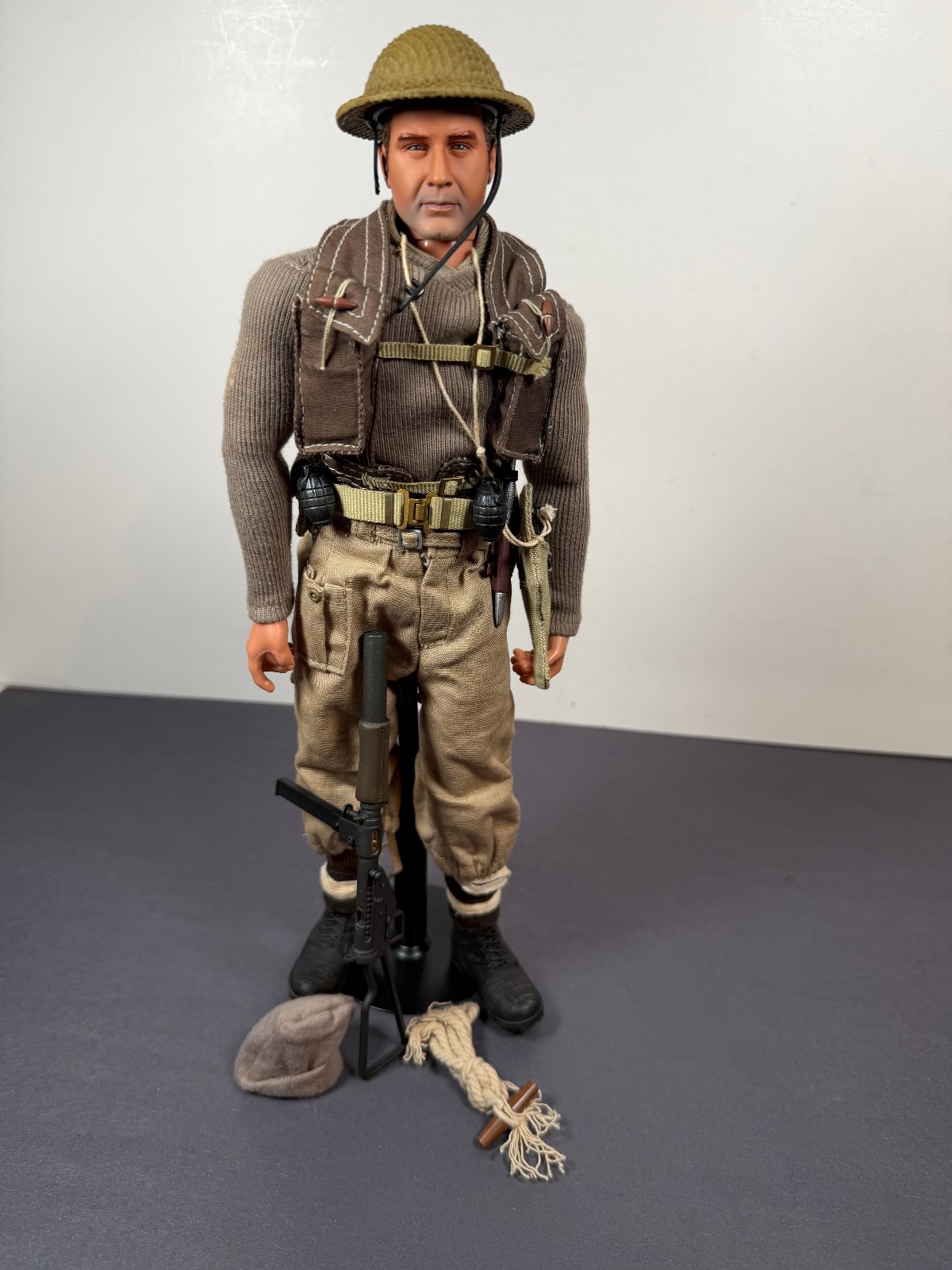 BBI Elite Force CUSTOM WWII British Army Commando PETER 12&Prime; Figure 1/6 H124