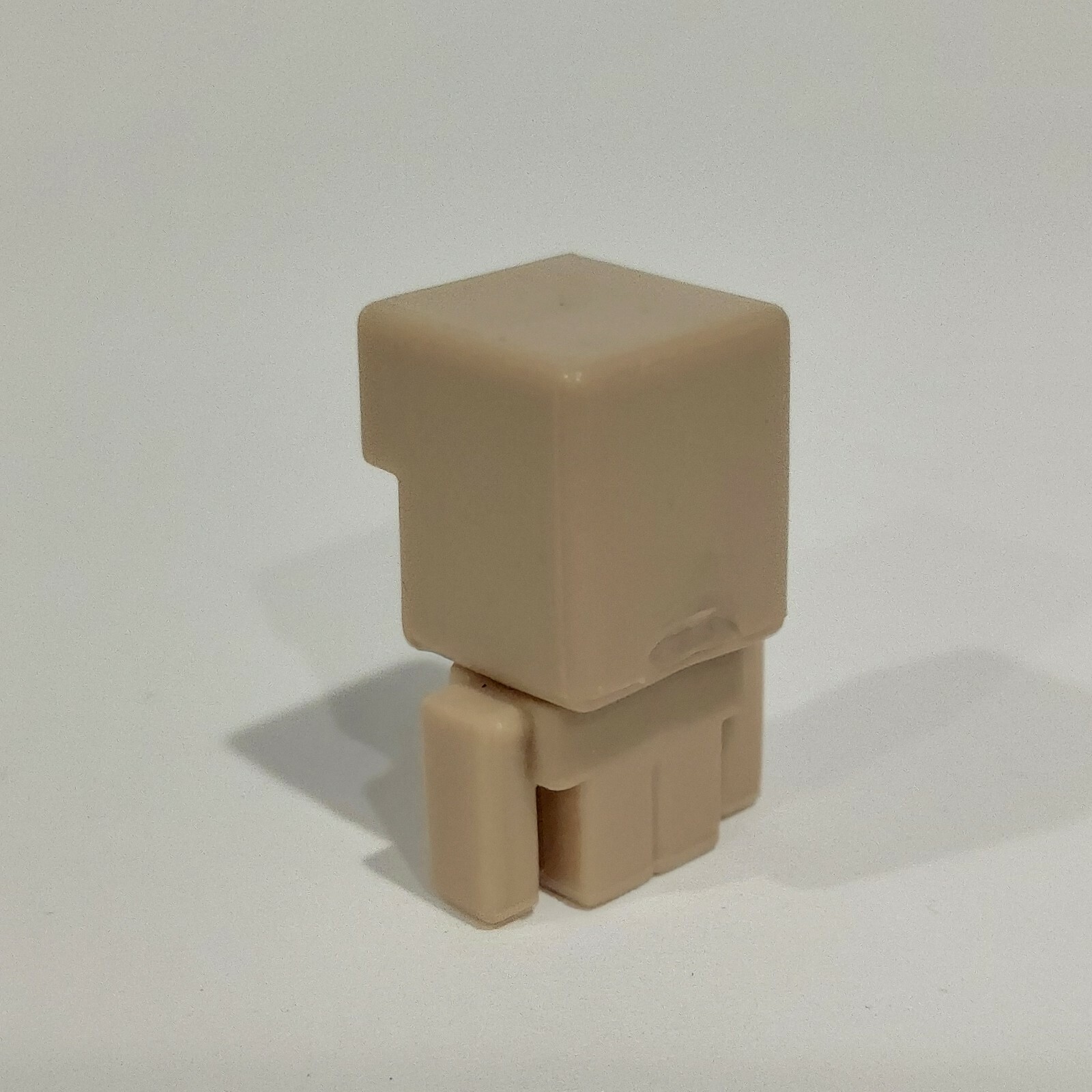 Minecraft Mini-Figures Grass Series 1&Prime; Iron Golem Figure Mojang