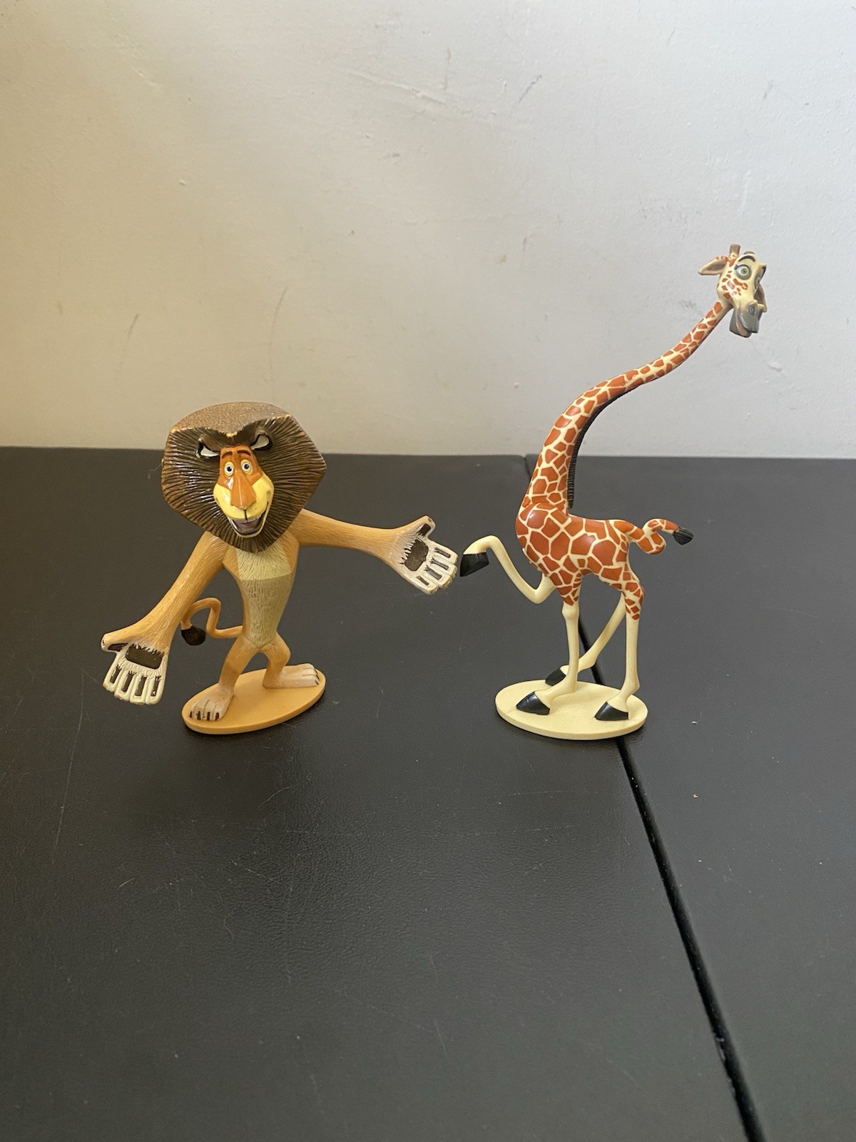 Vintage DreamWorks Madagascar Figures Lot Alex & Melman 2004