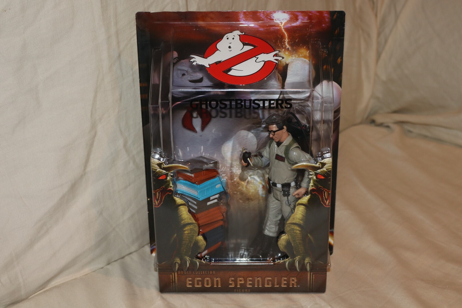 2010 Mattel MattyCollector Ghostbusters Egon Spengler w/ Mailer Box NEW