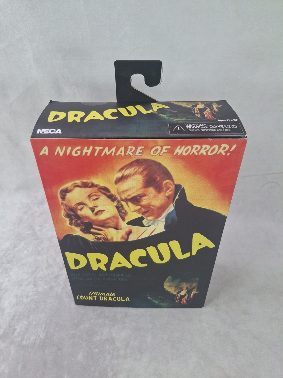 NECA Universal Monsters – Ultimate Dracula 7&Prime; Action Figure