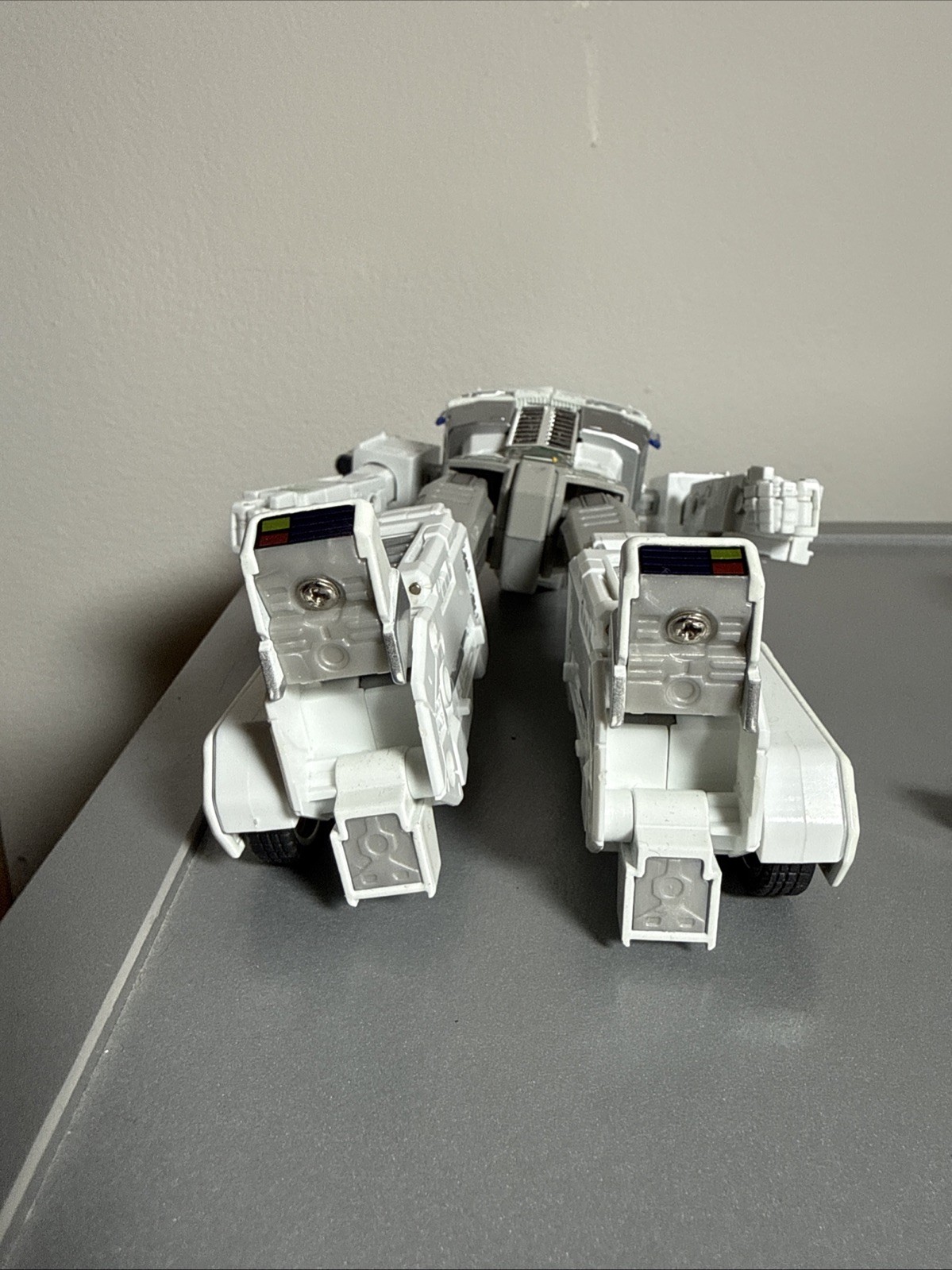 Transformers Masterpiece KO Ultra Magnus