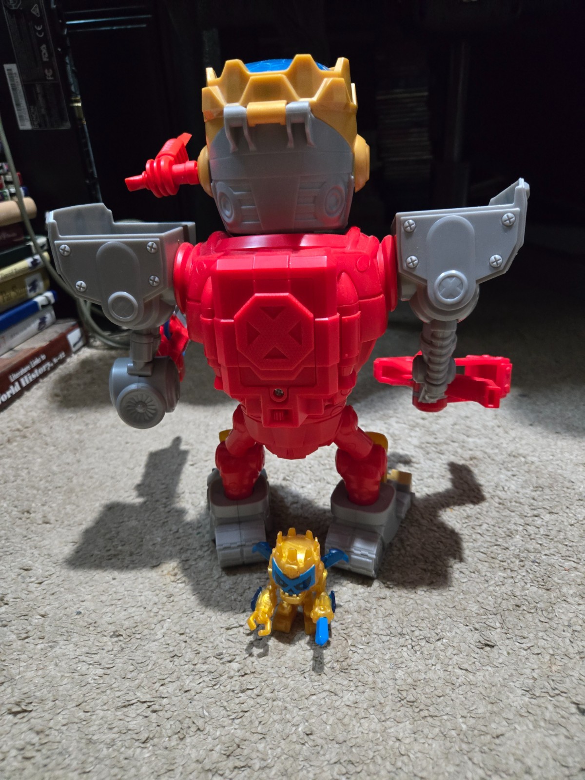 Treasure X Robots Gold Mega Treasure Box Incomplete