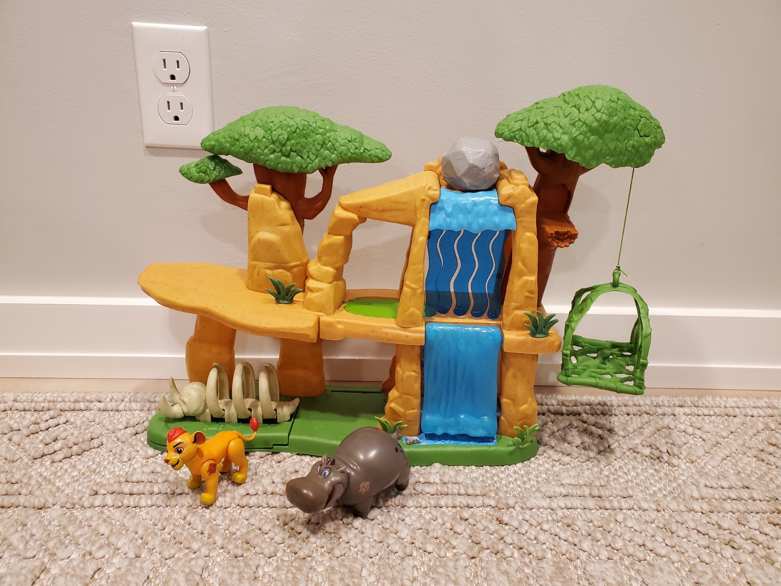 Lion Guard Defend The Pride Lands Playset With Figures – Disney Lion King