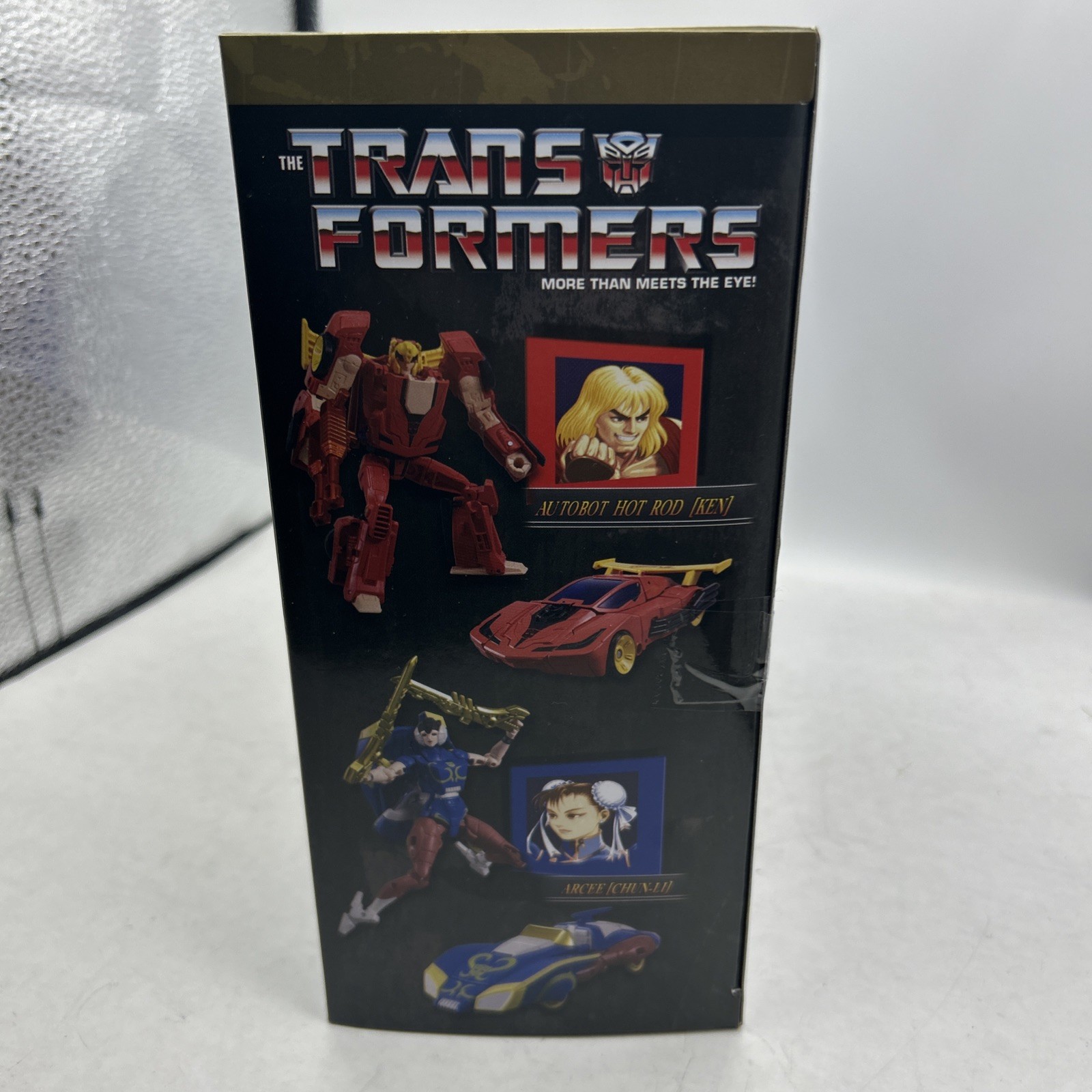 Transformers Collaborative Street Fighter II Mash-Up Hot Rod Ken vs Arcee Chun
