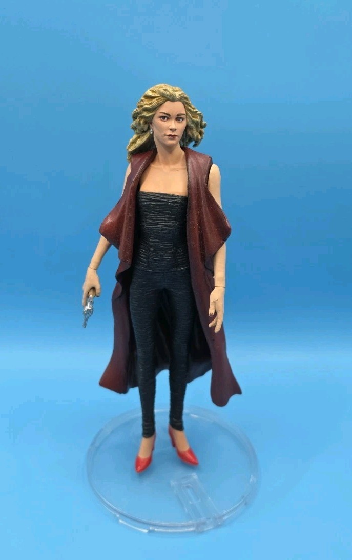 NECA Sin City Goldie Color Version Action Figure 2005 Fast Shipping !!!