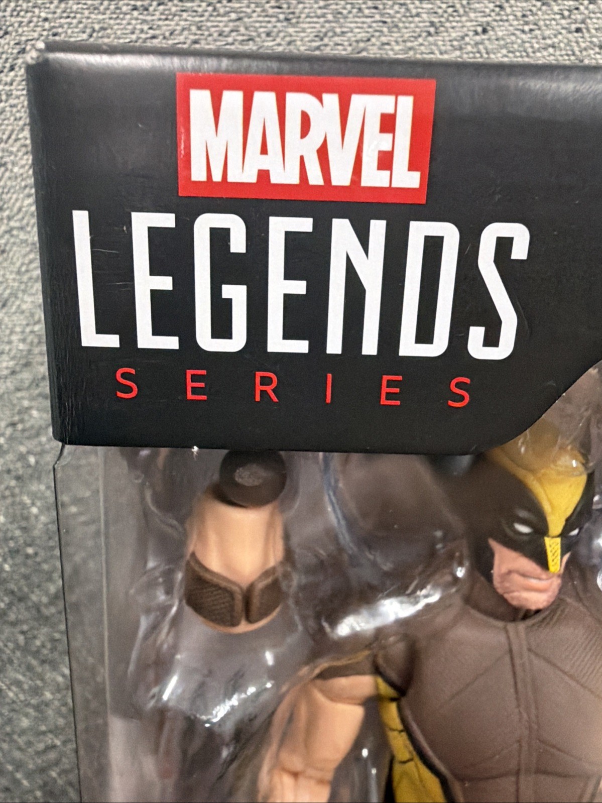 Deadpool & Wolverine Marvel Legends Wolverine (Brown Suit) 6&Prime; Hasbro Figure