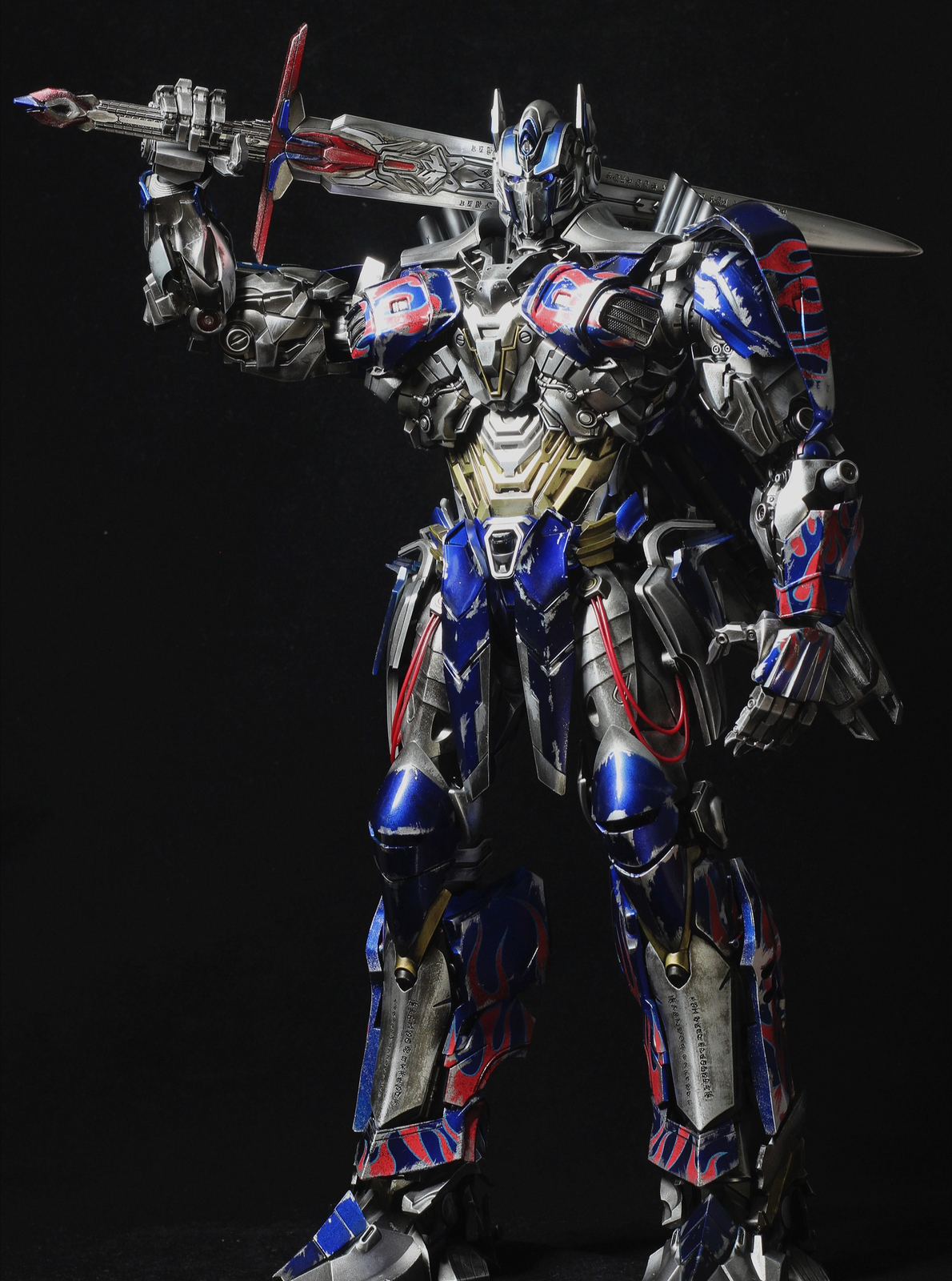 Comicave1/22 CS Optimus Prime Transformers 4 Height Action Figure New in Stock