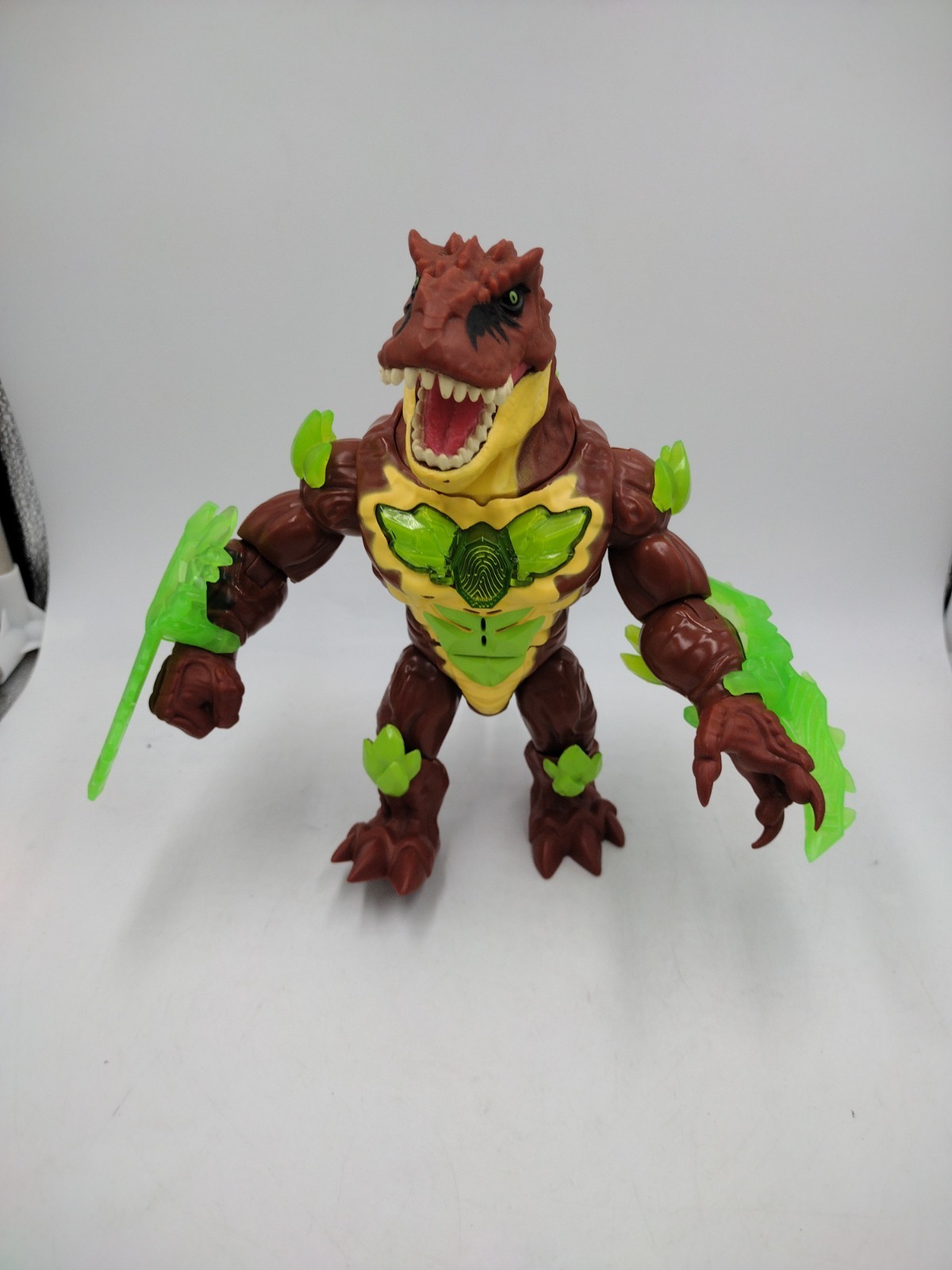 Beast Lab Toy Dino Lord Terror T-Rex Figurine Moose Toys 8&Prime; Lights Sounds Works