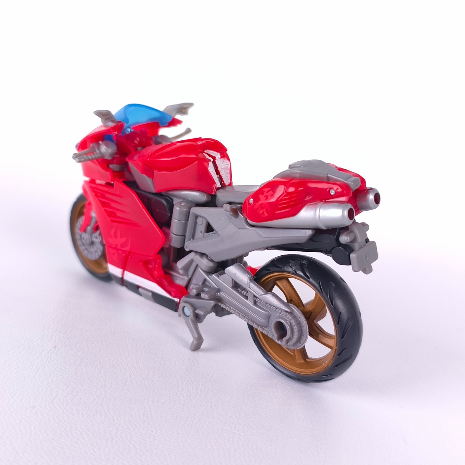 Transformers Arcee DOTM Deluxe Class Target Exclusive – Figure Only