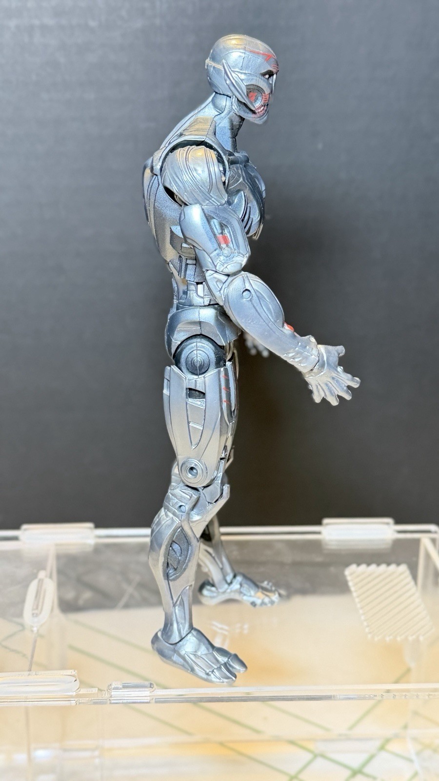 Marvel Legends The First 10 Years Ultron 8&Prime; Action Figure