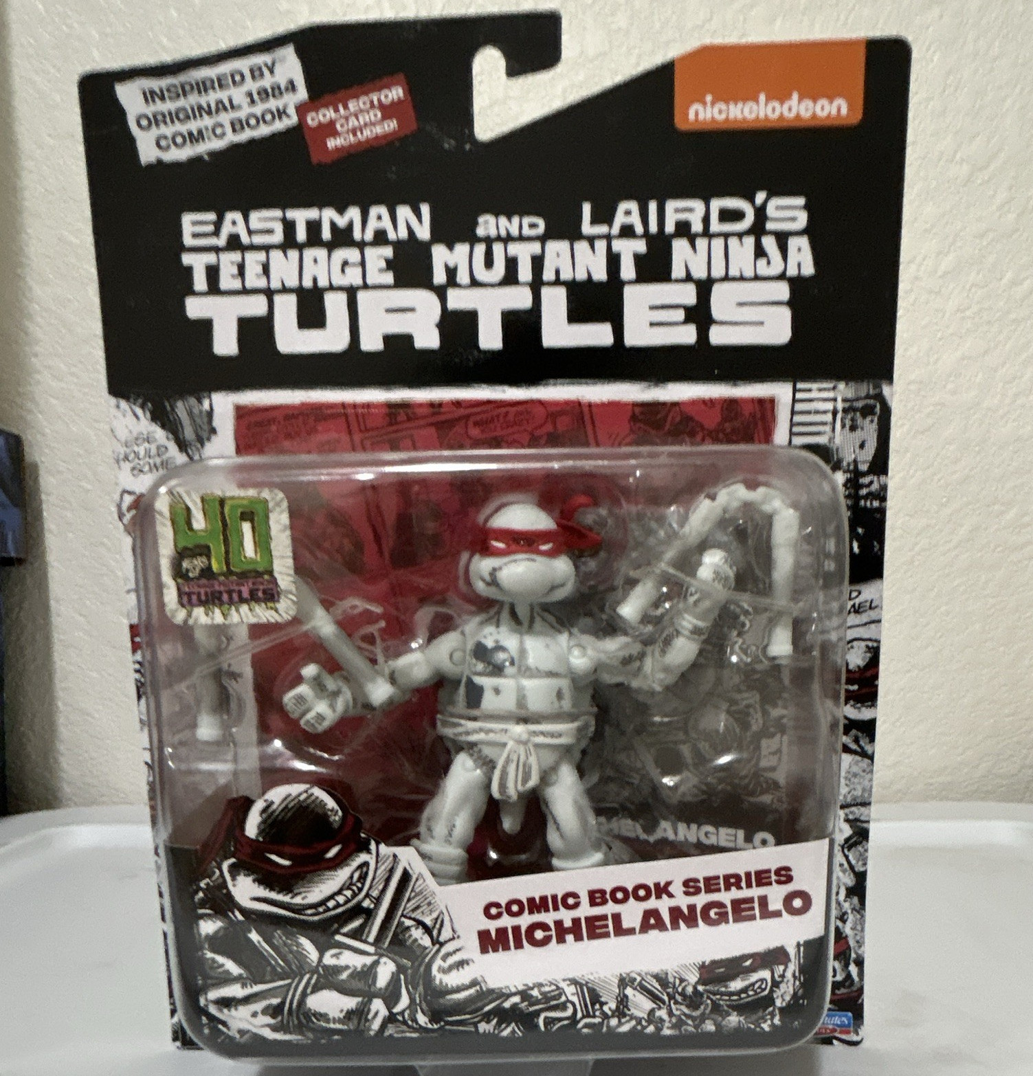 Nickelodeon TMNT Comic Book Series Michelangelo Action Figure w/ Collector Card