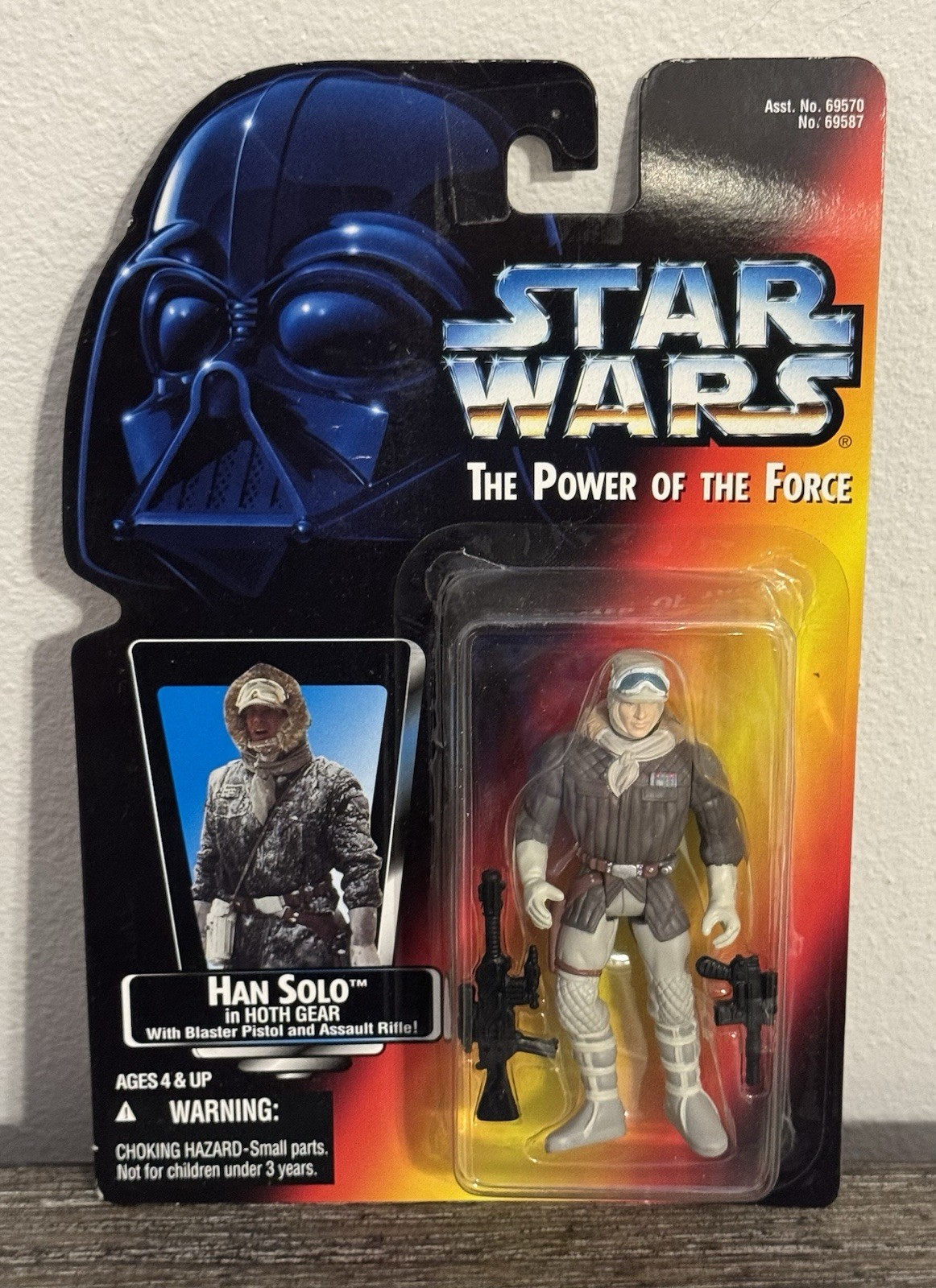 Star Wars Power of the Force Han Solo in Hoth Gear with Blaster Pistol and Rifle