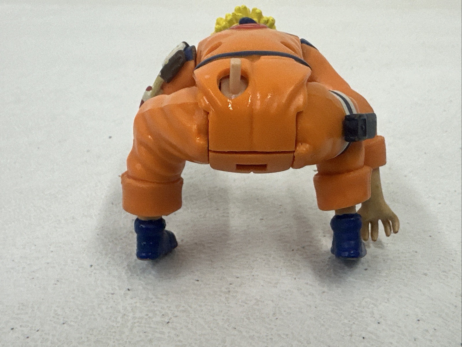 Naruto Uzumaki Action Figure 4&Prime; Masashi Kishimoto Crouch Bounce Toy 2002 READ