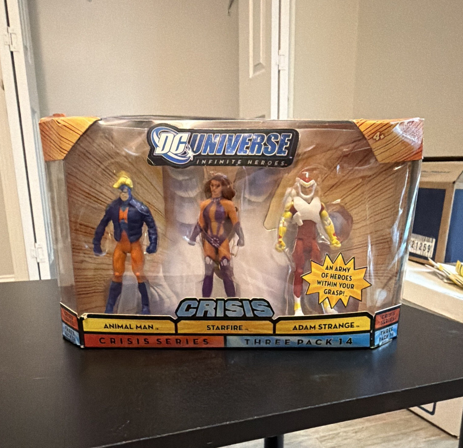 Mattel DC Universe Infinite Heroes Crisis Series 3-Pack Animal Man Starfire