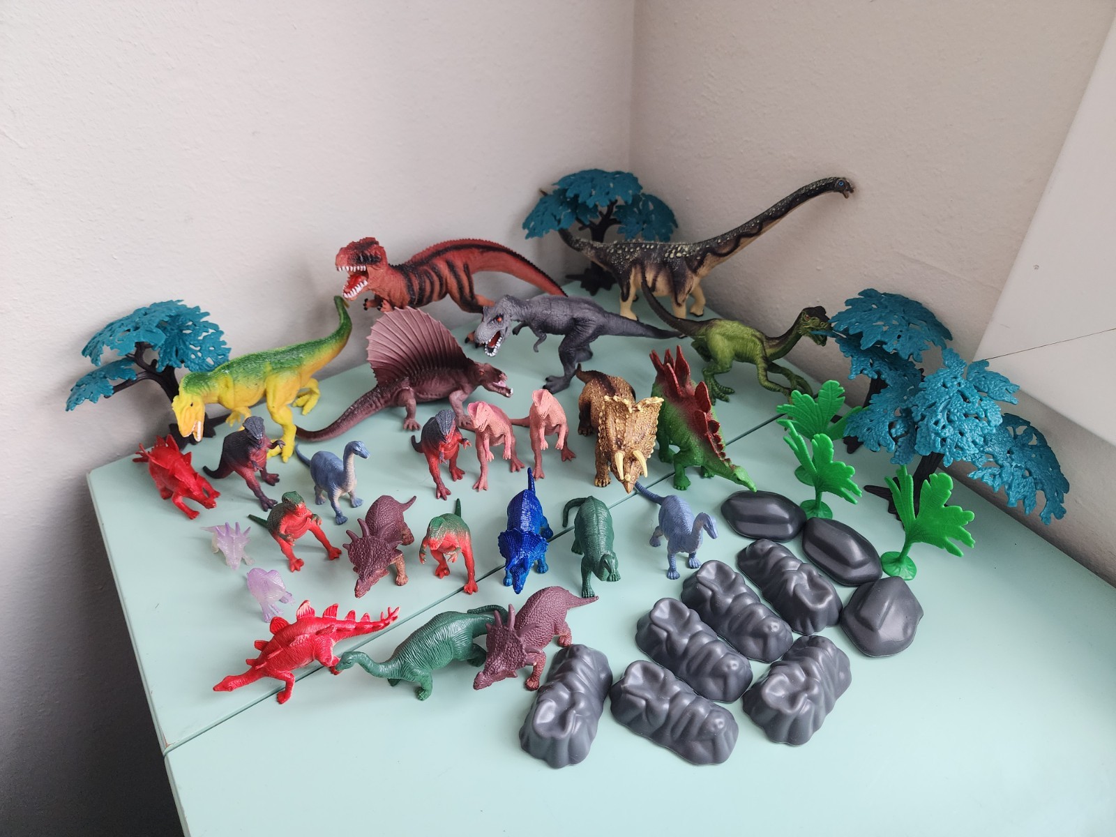 Dinosaur Toy Lot Plastic Figures Rocks Trees Dino Playset Assorted 40+ Pieces