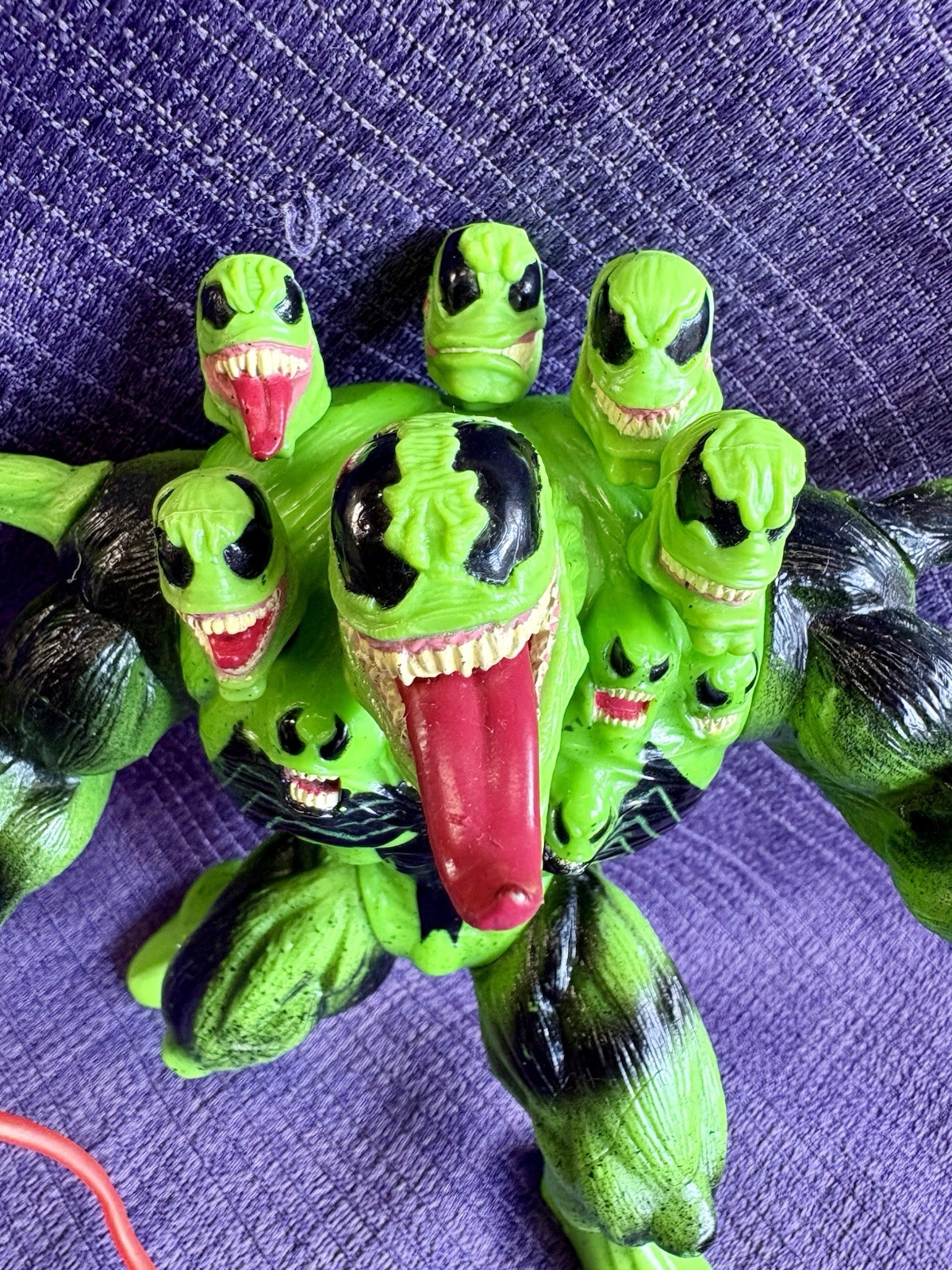 Venom the Madness 7.5&Prime; Green Figure 1996 Toy Biz Marvel Planet of the Symbiotes