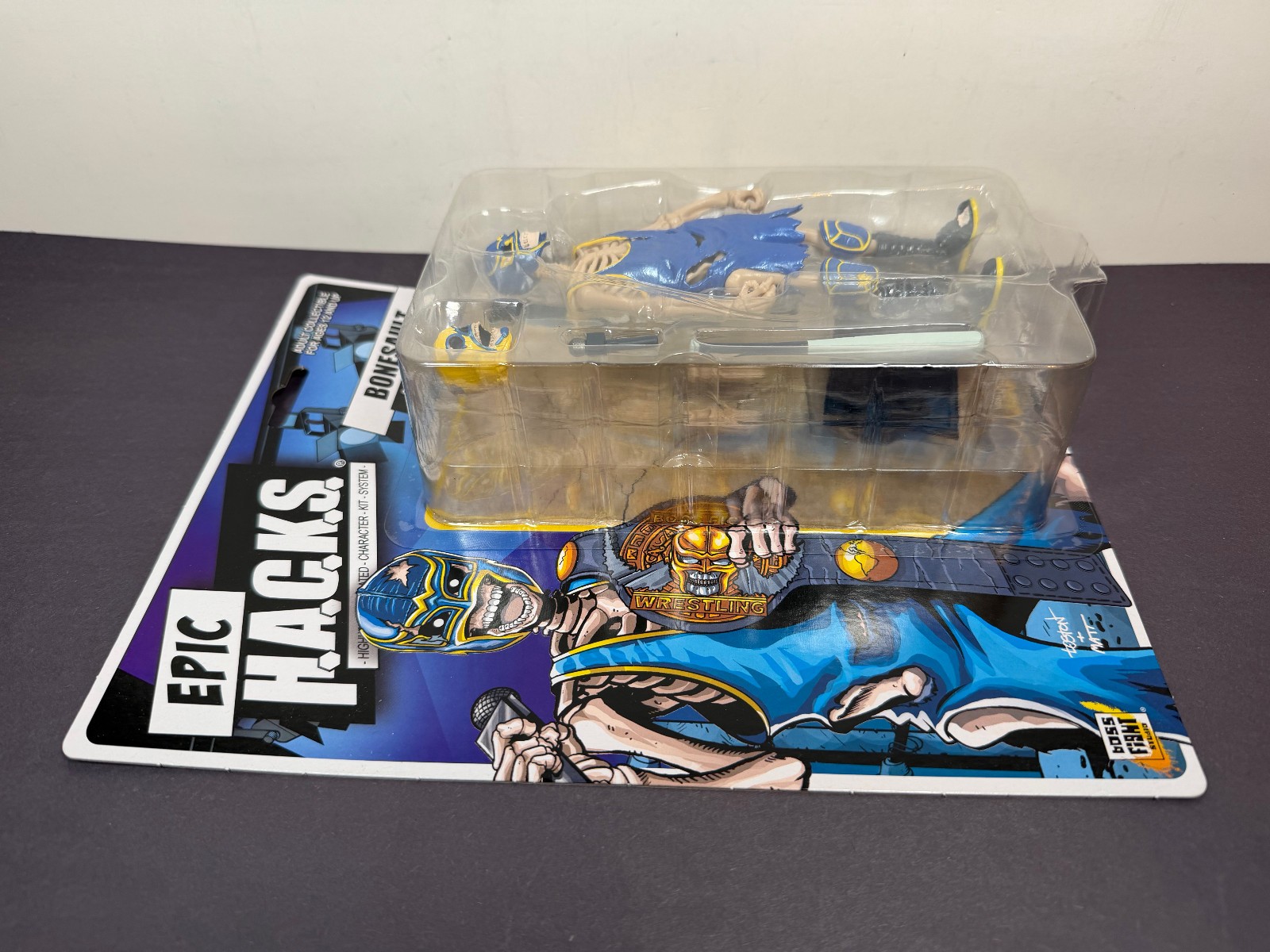 Boss Fight Studio Epic Hacks BONESAULT Crazed Luchador 6&Prime; Figure Skeleton