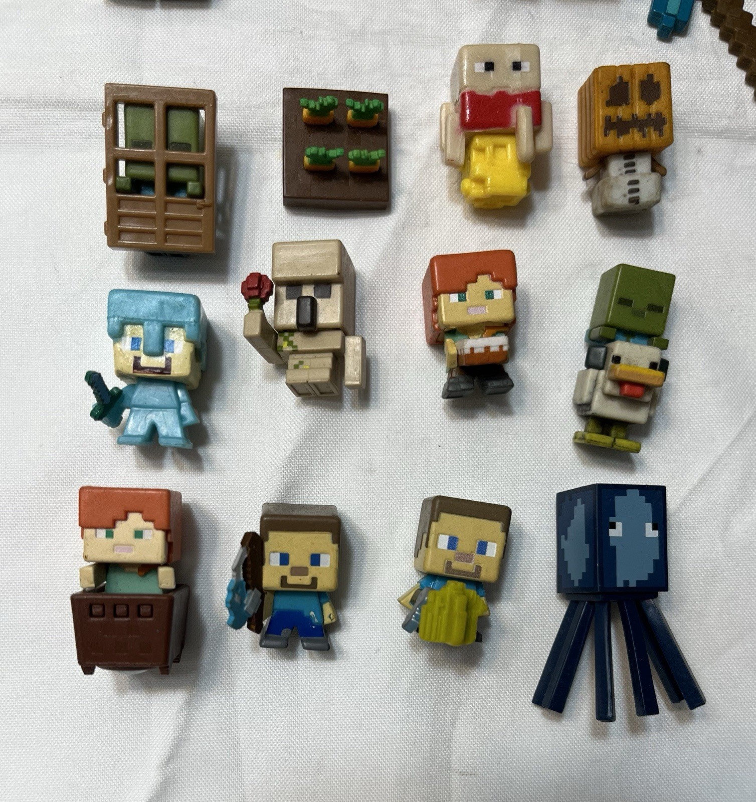 Minecraft Collectable Mini Figures Plastic Assorted Series Lot