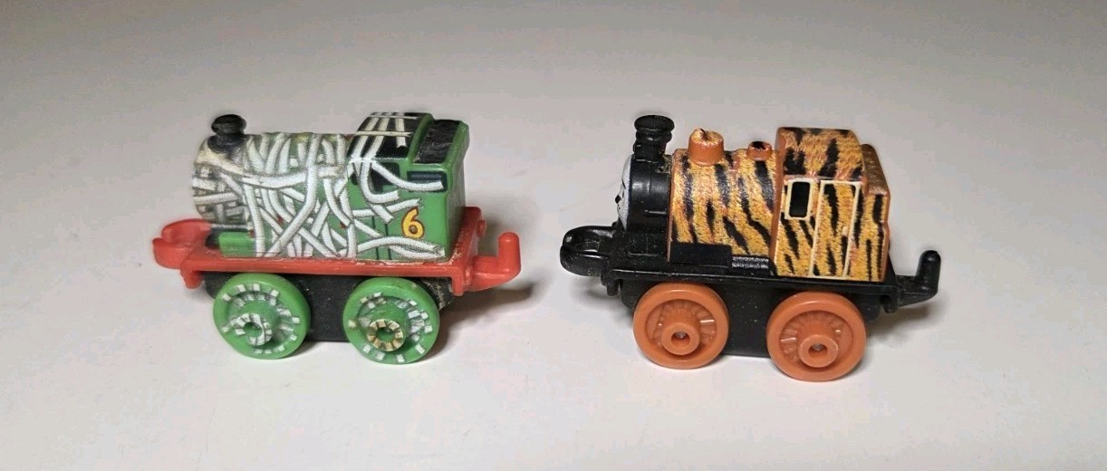 Thomas The Train And Friends 5 train Characters Mini Lot Mummy Tiger New Years