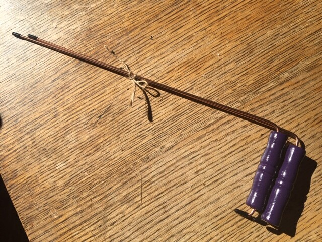 DOWSING RODS PURPLE GLITTER HANDLE FIND WATER LOST ITEMS GET YES AND NO ANSWERS