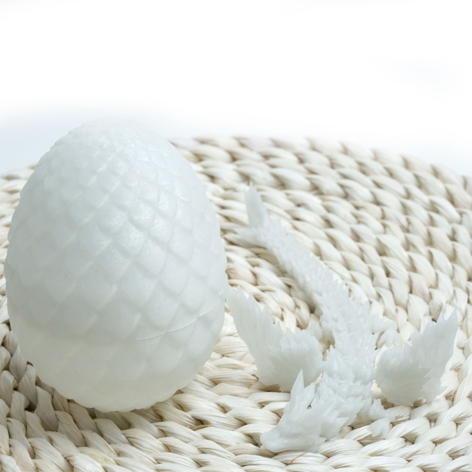 3D Printed Pterosaur Egg Model,Articulated Animals figure,Fidget Toys Home Decor