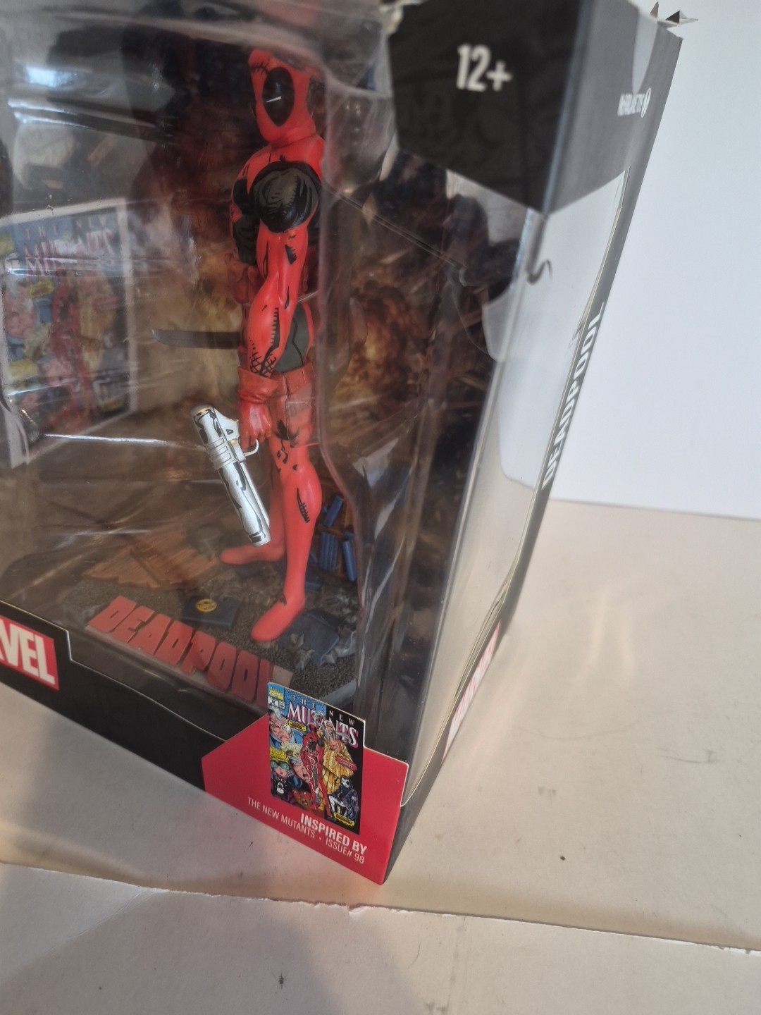Marvel X-Men Deadpool The New Mutant #98 1:10 Scale Posed Figure McFarlane Toys