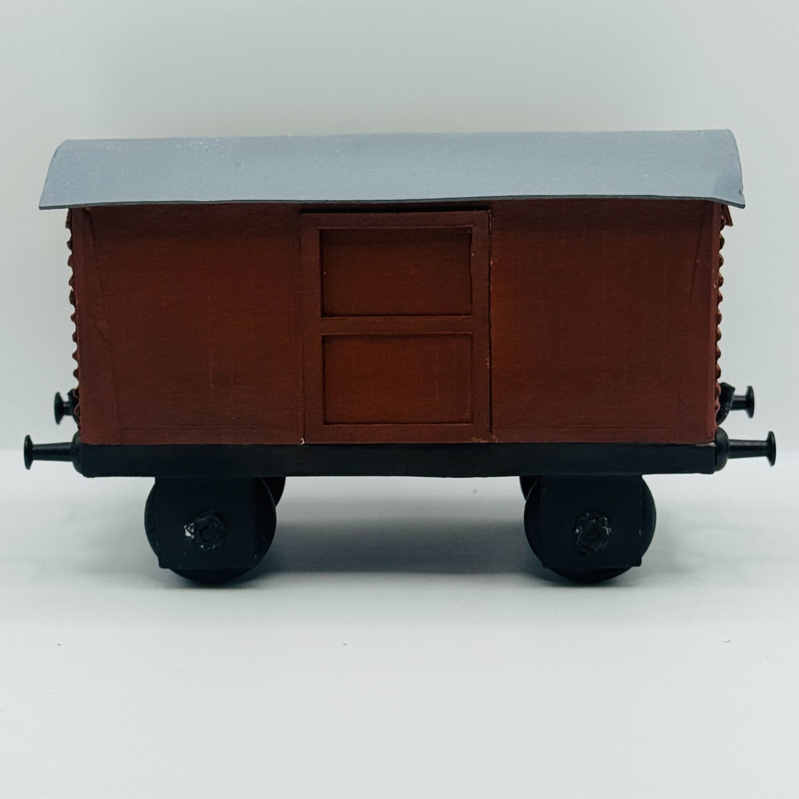 Thomas & Friends – CUSTOM BOX CAR 6&Prime; (CARDBOARD/PAPER) CRAFT