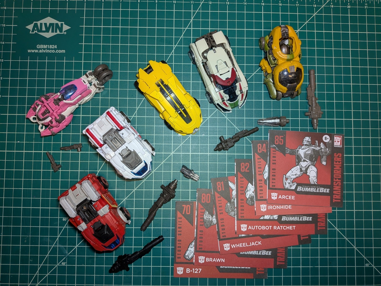 Transformers Studio Series Lot of 6 B-127 Ratchet Ironhide Brawn Arcee Wheeljack